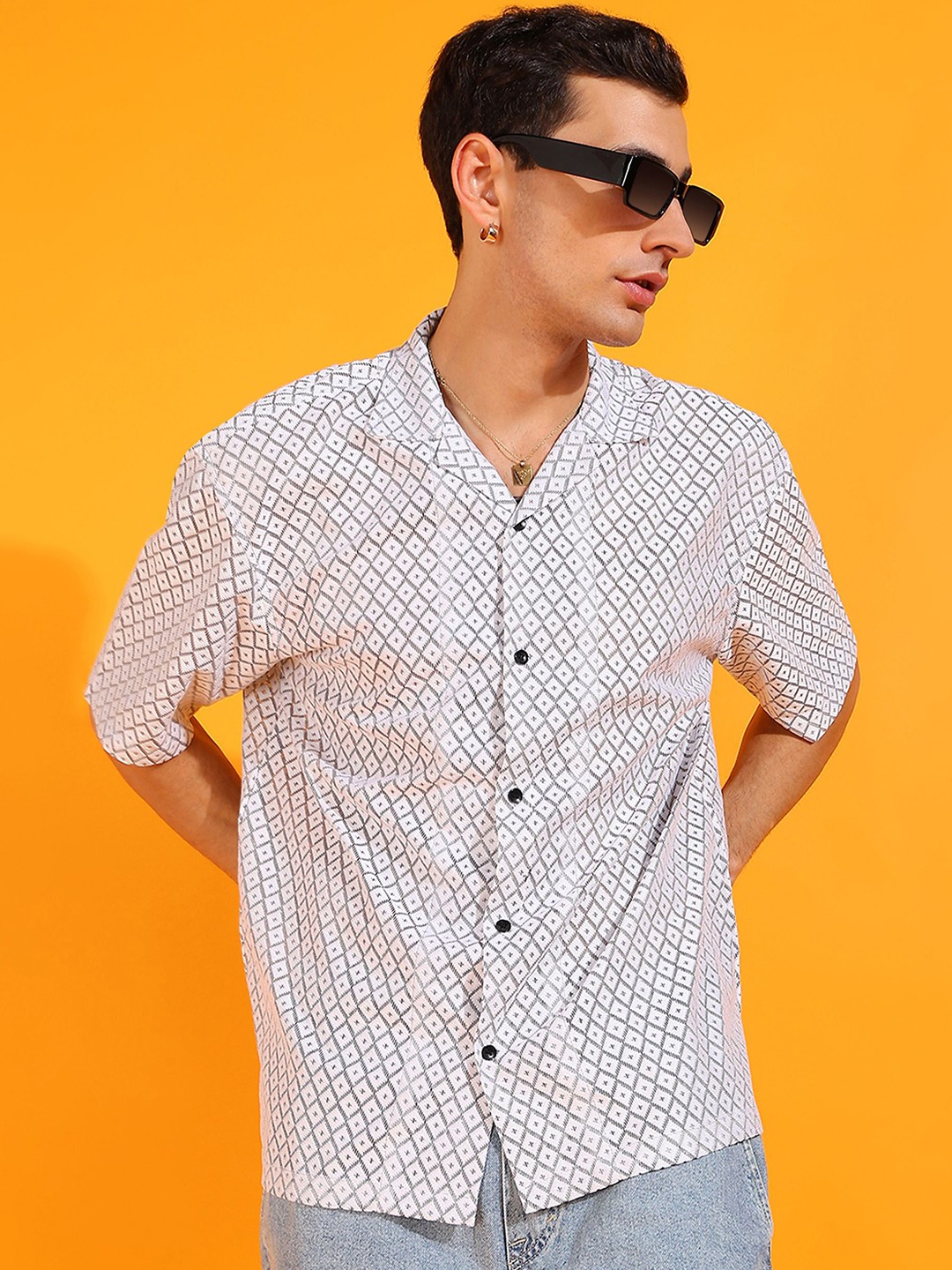 

INDICLUB Men Relaxed Opaque Printed Casual Shirt, White