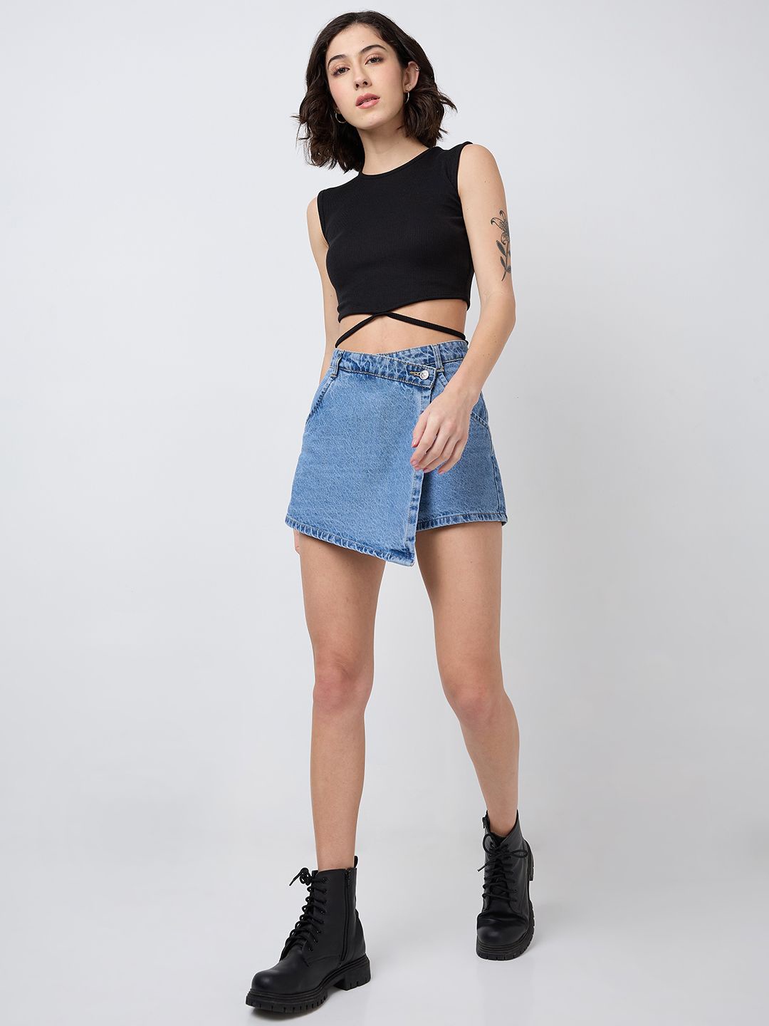

SZN Women Fitted Crop Top, Black