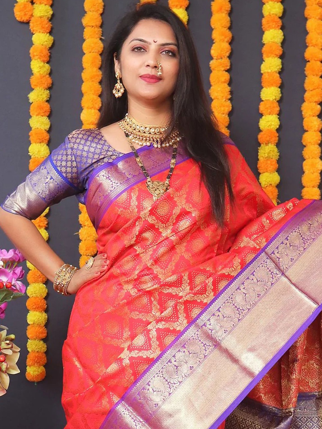 

DIVASTRI Woven Design Printed Zardozi Kanjeevaram Saree, Red
