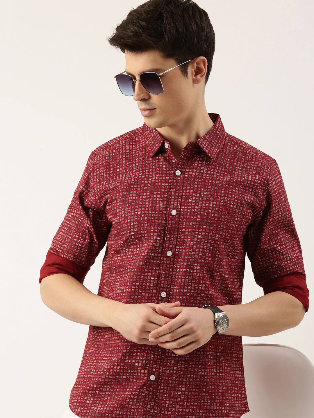 

Metronaut Men Spread Collar Checked Cotton Casual Shirt, Maroon