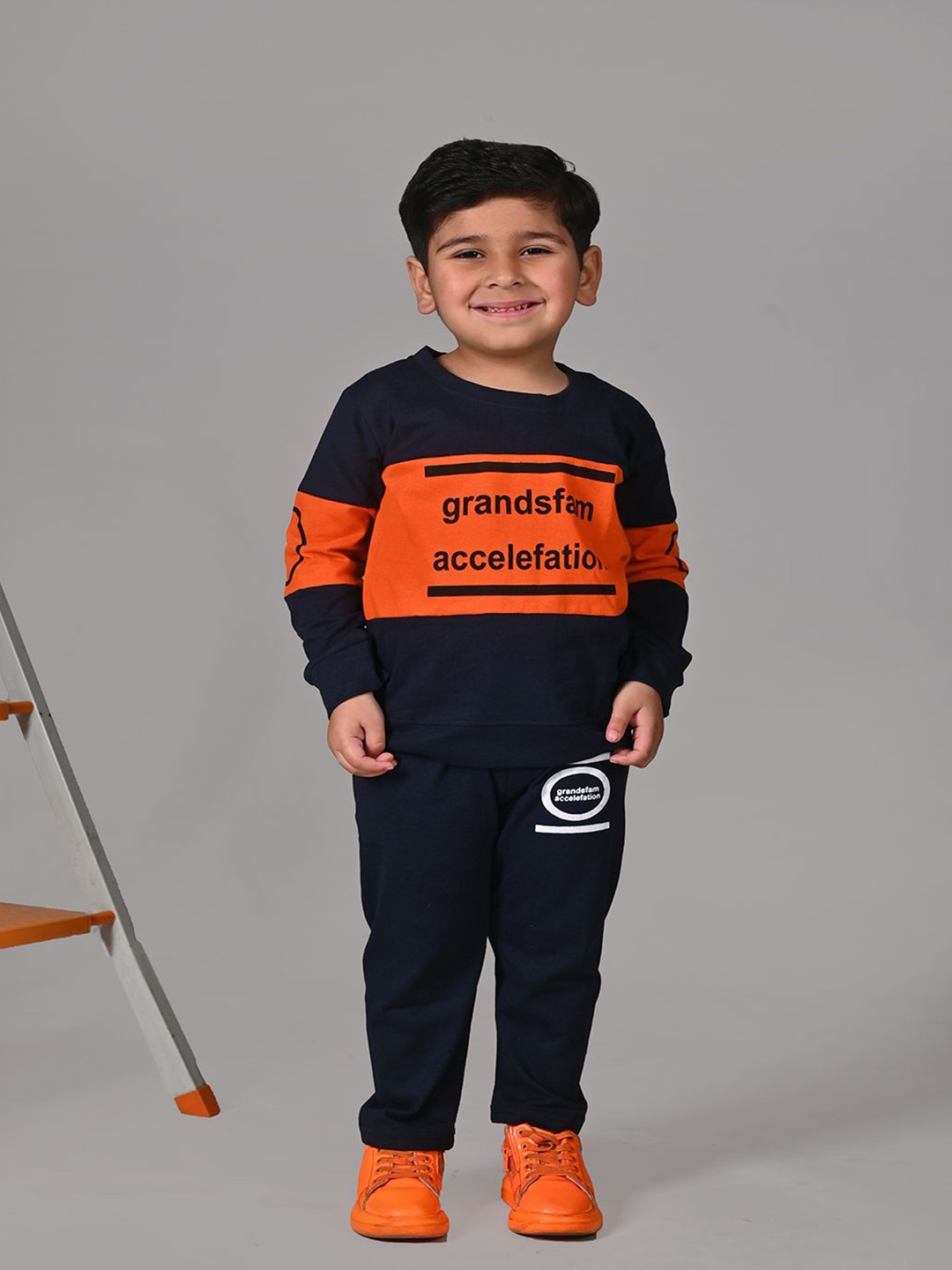 

Yoonikk Kids Typography Printed Pure Cotton Sweatshirt With Trouser, Navy blue