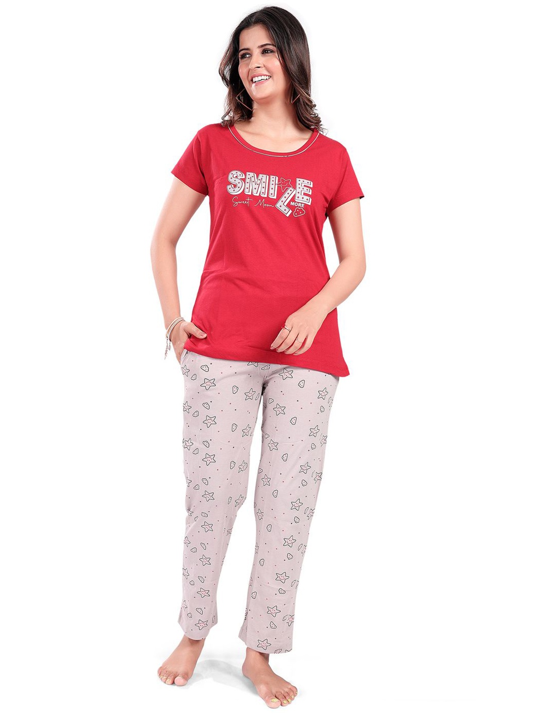 

SWEET MOON Printed Round Neck Night suit, Red
