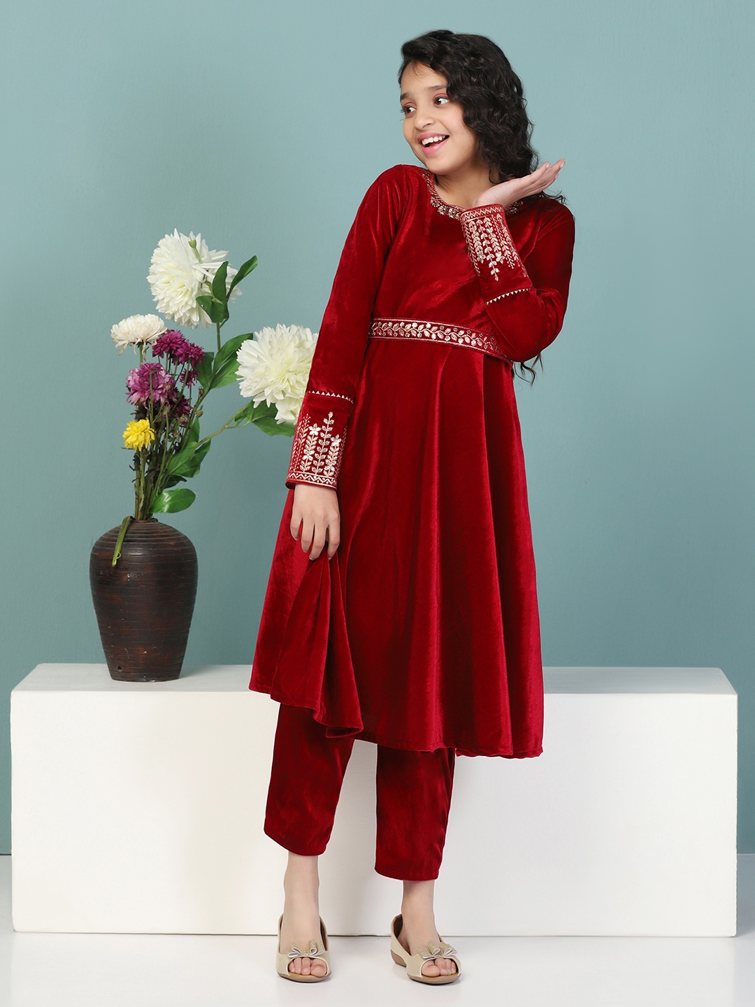 

Sangria Girls Maroon Floral Embroidered Velvet A-Line Kurta With Trousers