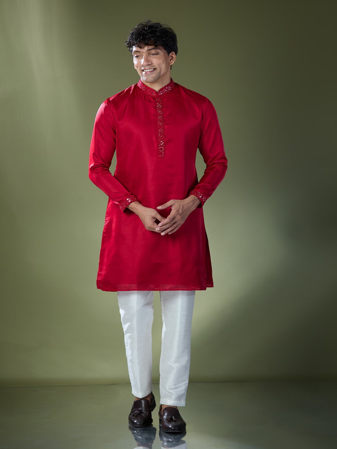 

RNG Safawala Men Ethnic Motifs Regular Thread Work Dupion Silk Kurta with Trousers, Red