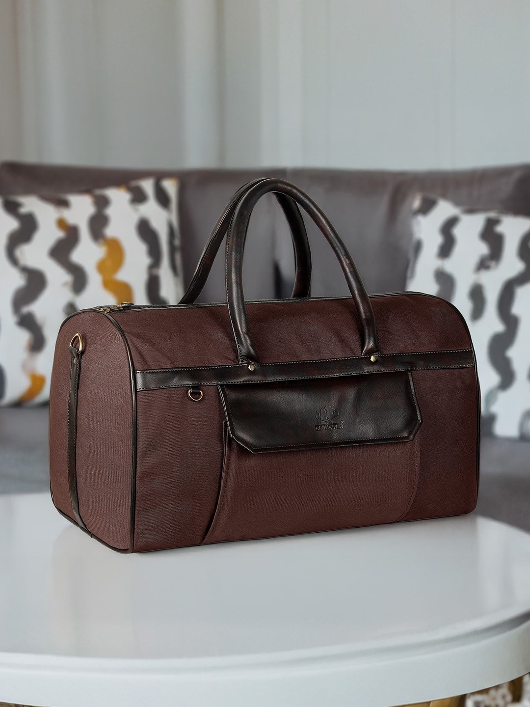 

THE CLOWNFISH Alwyn Small Casual Duffel Bag 35L, Brown