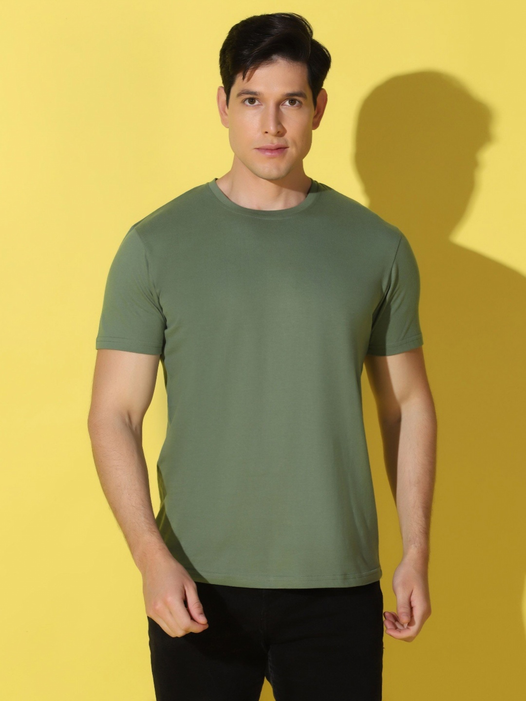 

WOOSTRO Men Solid Round Neck Cotton Slim Fit T-shirt, Green