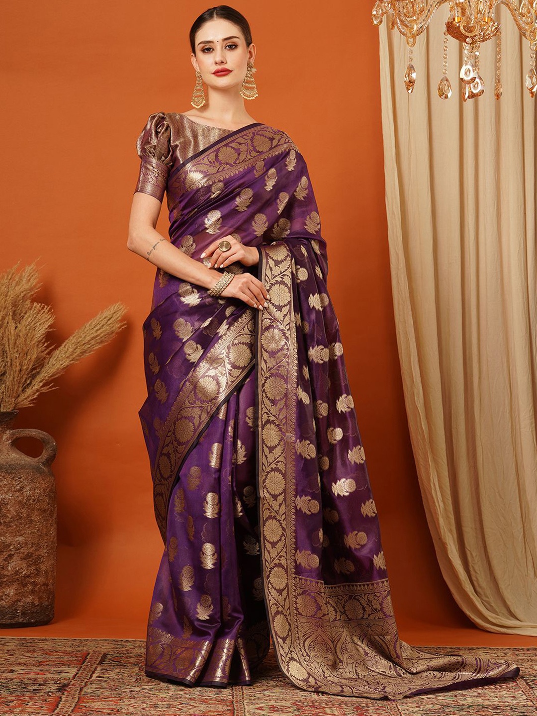 

DIVASTRI Woven Design Zari Kanjeevaram Saree, Purple