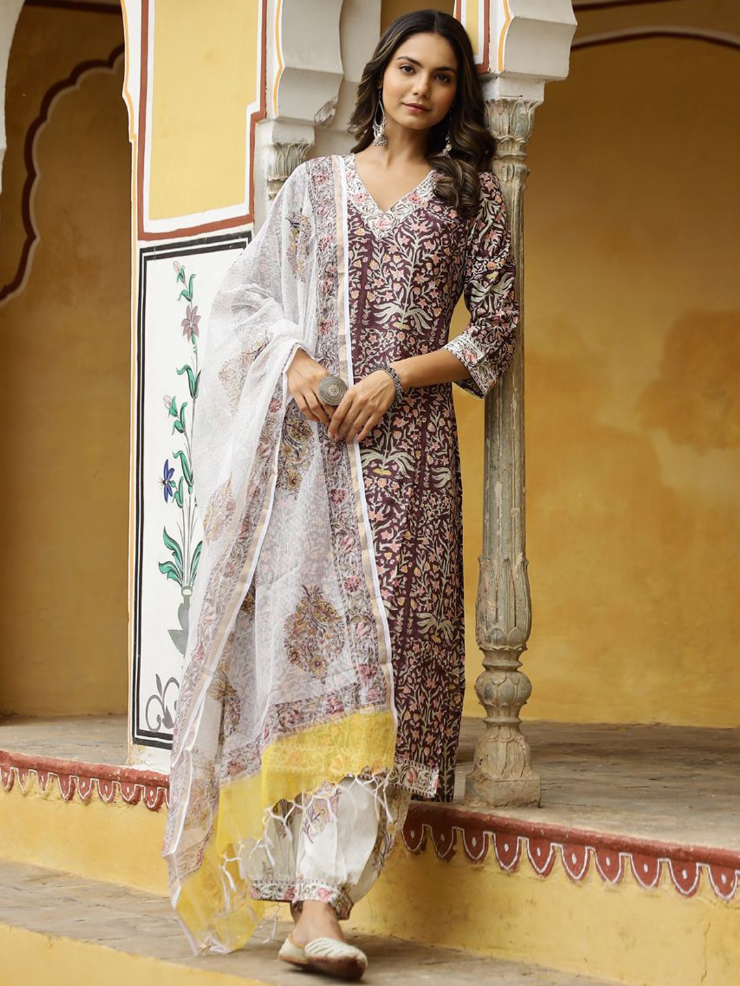 

The Ethnic Label Floral Printed Pure Cotton V-Neck A-Line Kurta With Salwar & Dupatta, Mauve