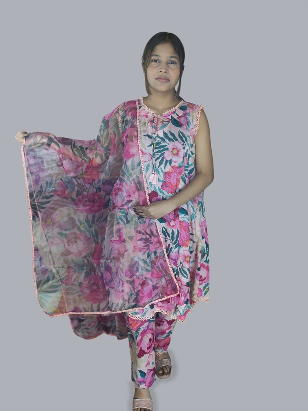 

Skinsi Floral Printed A-Line Kurta Set, Pink