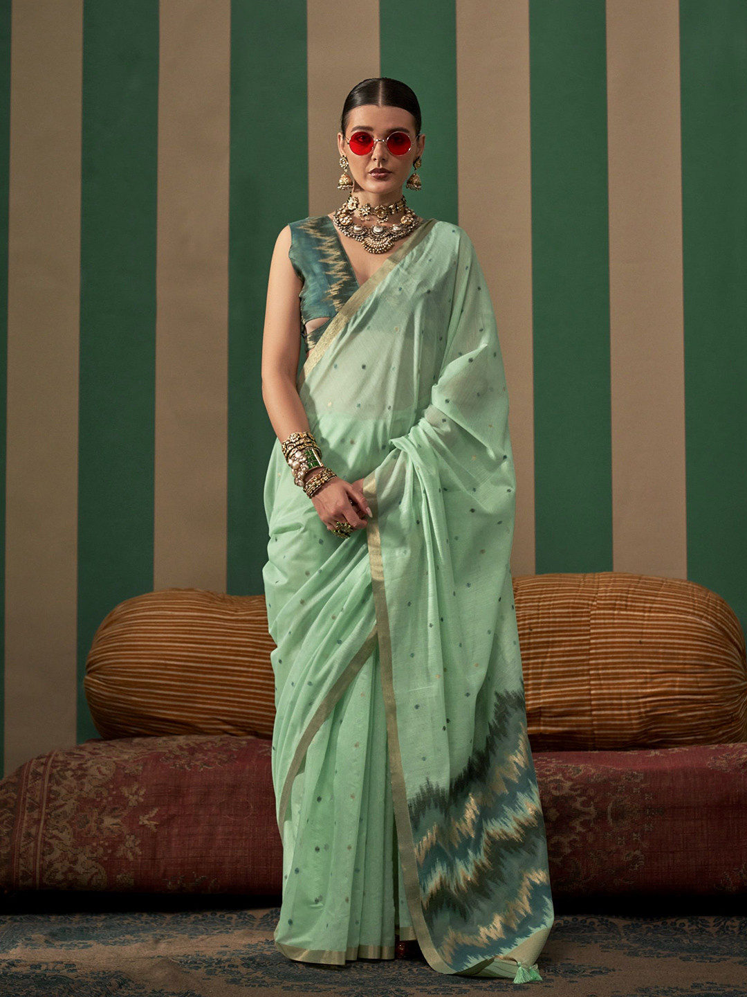 

MAHALASA Ethnic Motifs Zari Handloom Saree, Sea green