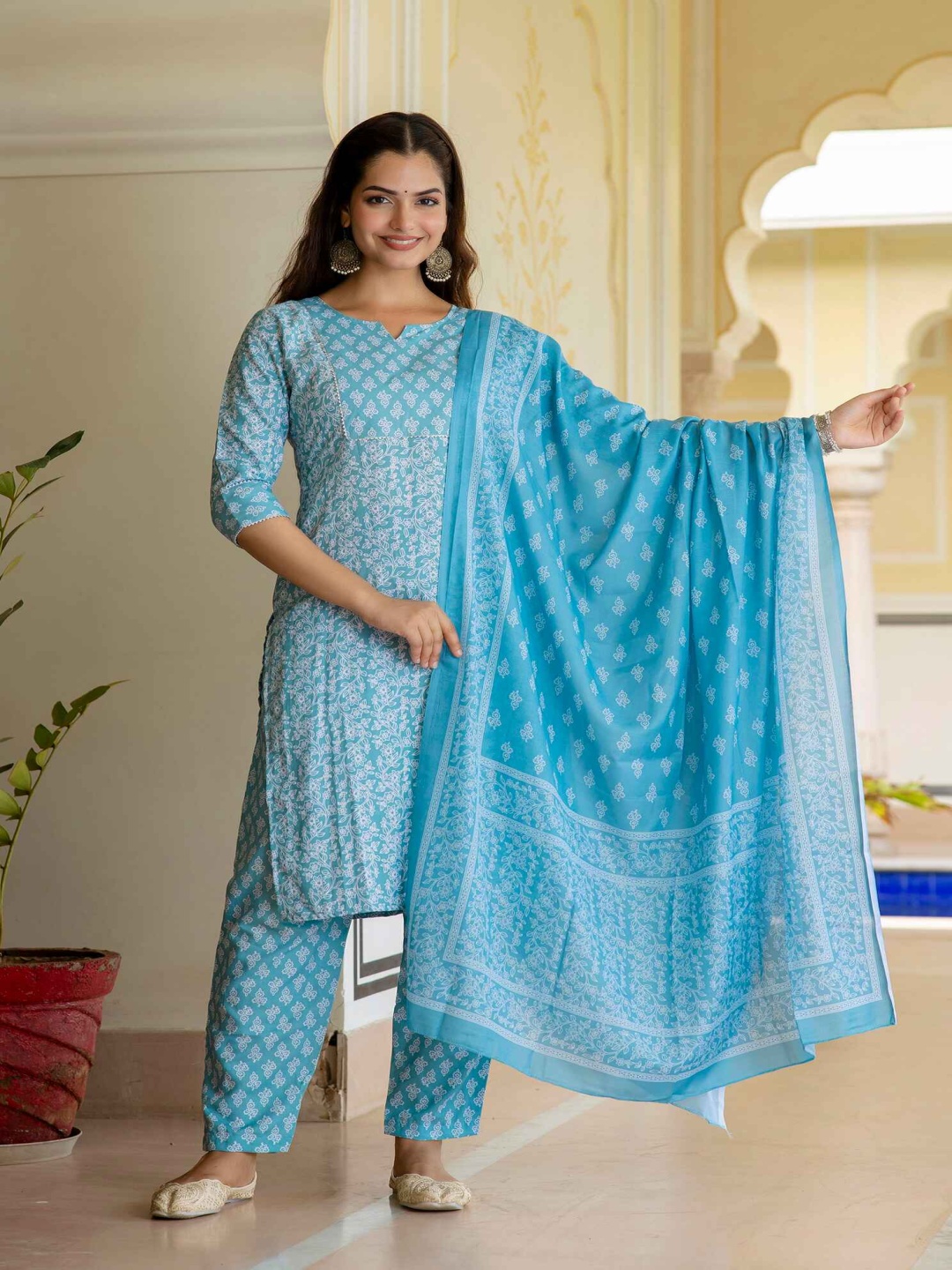 

KETAKI FASHION Floral Printed Notch Neck Gotta Patti Straight Kurta With Trouser & Dupatta, Turquoise blue