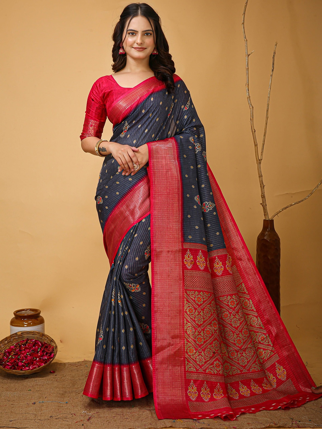 

HI FI NX Leheriya Kanjeevaram Saree with Zari Border & Pallu With Printed Blouse, Grey