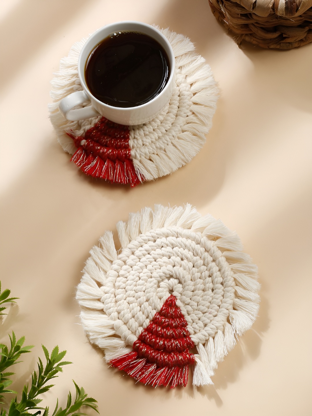 

My Creative Hut White & Red 4 Pieces Macrame Cotton Round Coasters