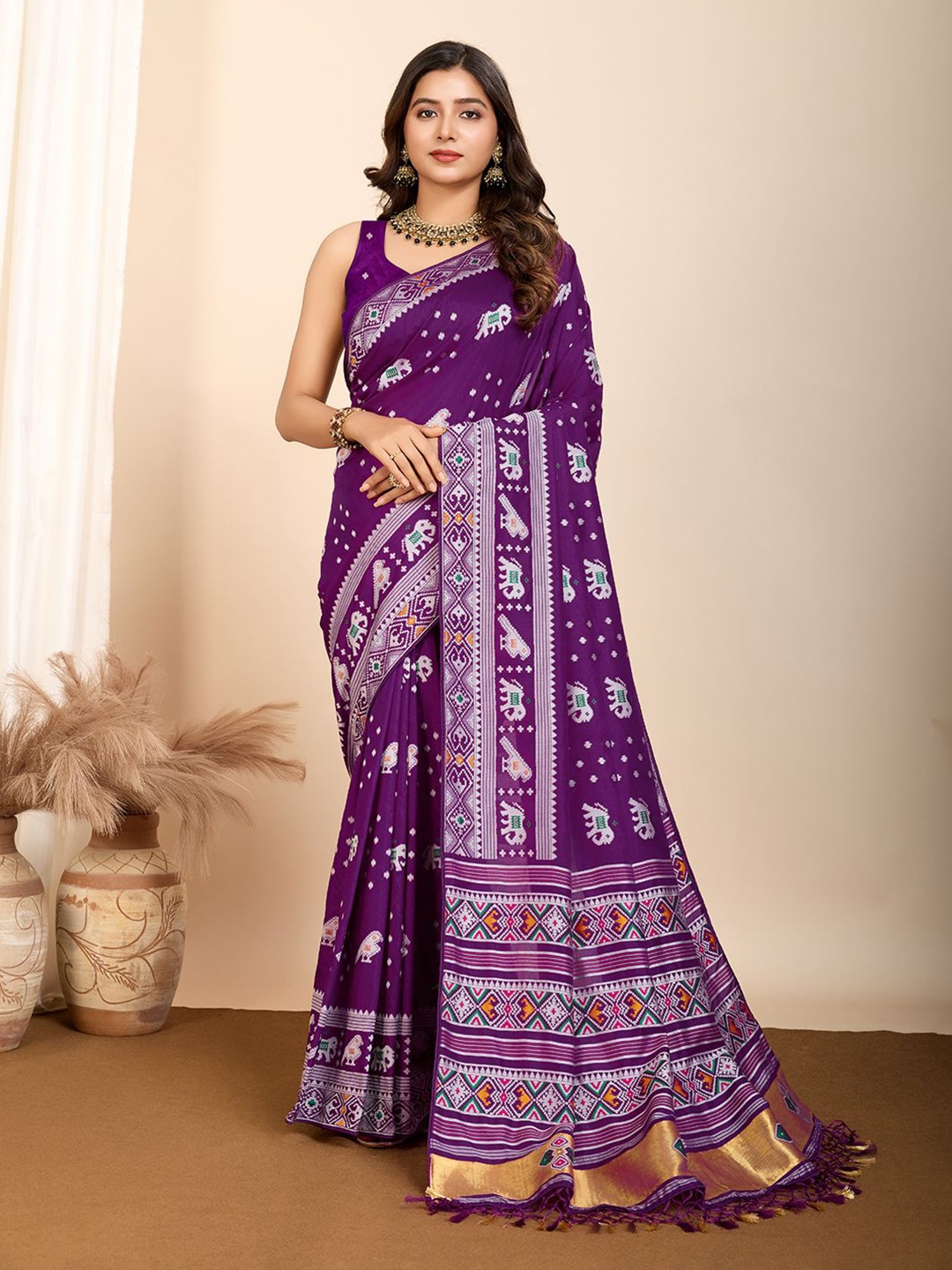 

HEER FASHION Woven Design Meenakari Saree, Purple