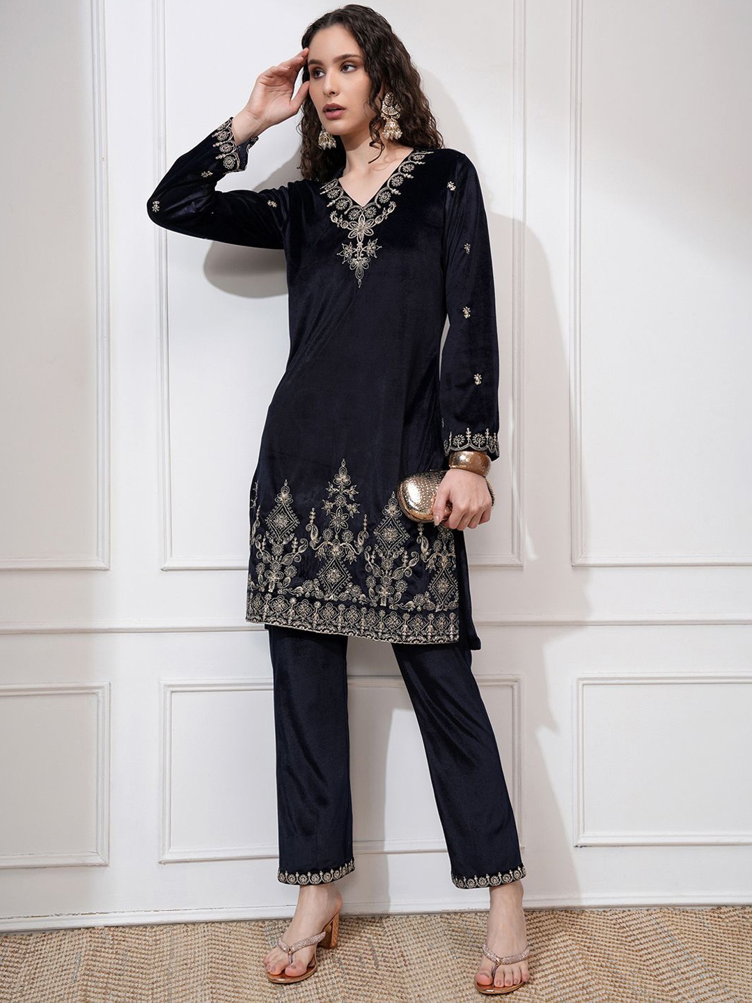 

Vishudh Women Embroidered Velvet Short Kurta with Slim Palazzo and Dupatta, Navy blue