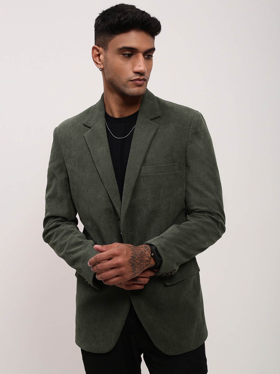 

SHOWOFF Notched Lapel Slim-Fit Single-Breasted Blazer, Green