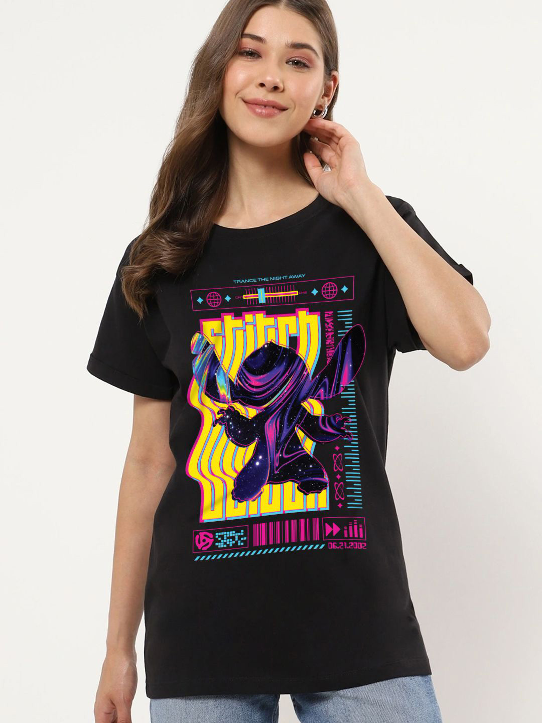 

Bewakoof Women Lilo & Stitch Printed T-shirt, Black