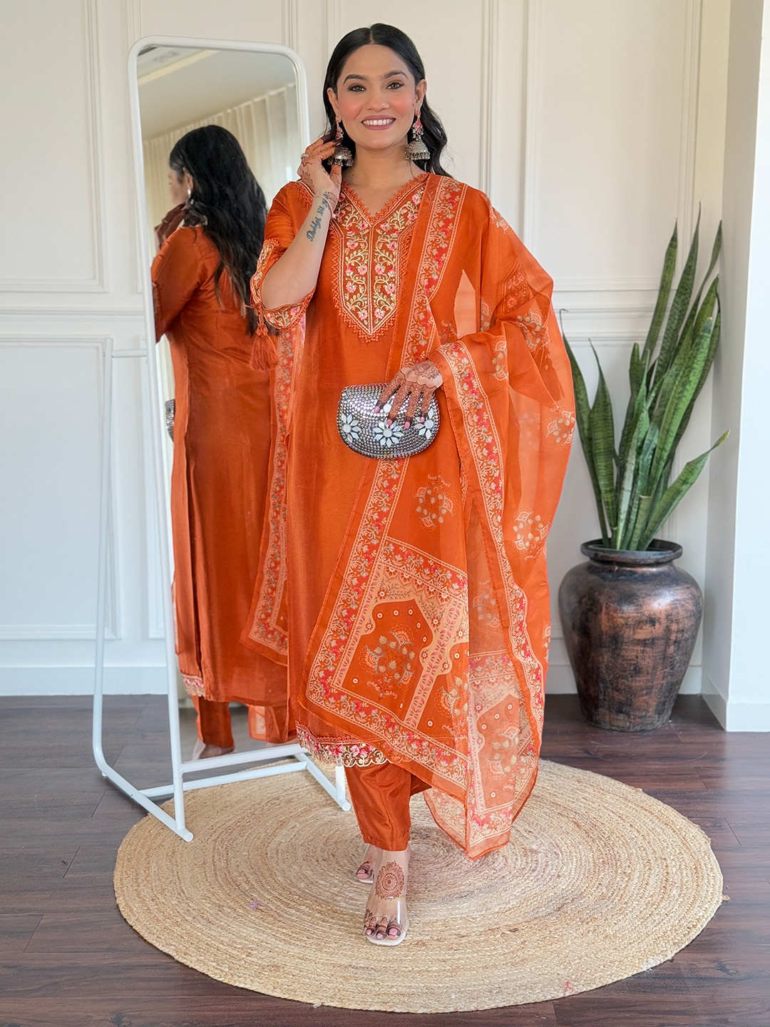 

JAPNAAM Floral Embroidered V Neck Kurta With Trousers & Dupatta, Rust