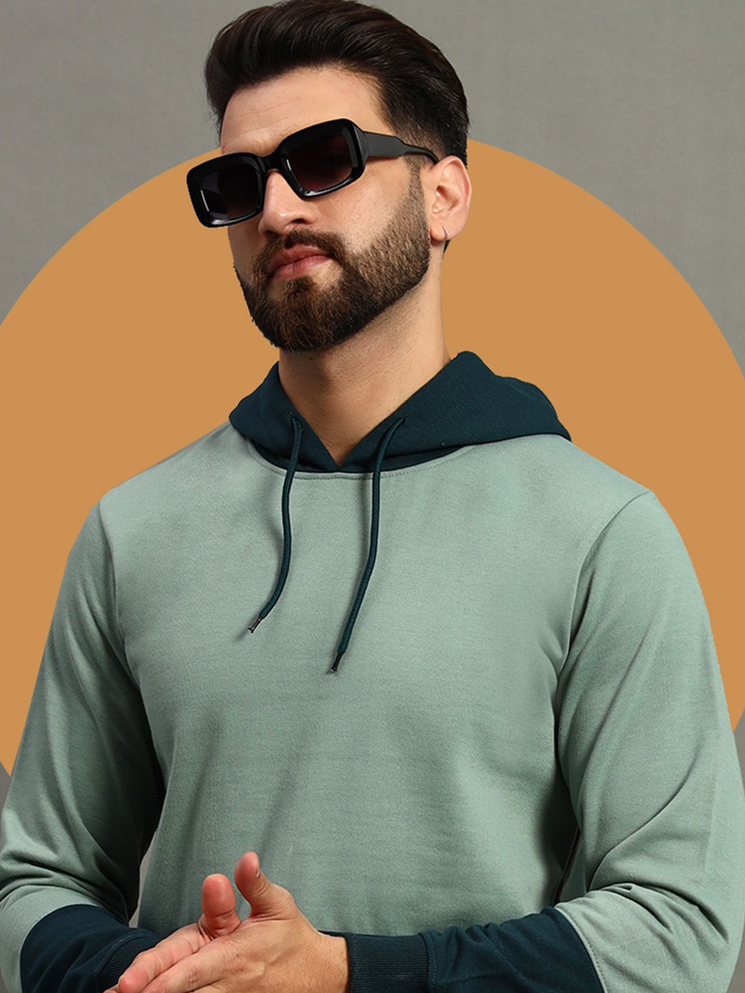 

HUSHBUCKS Men Hooded Sweatshirt, Sea green