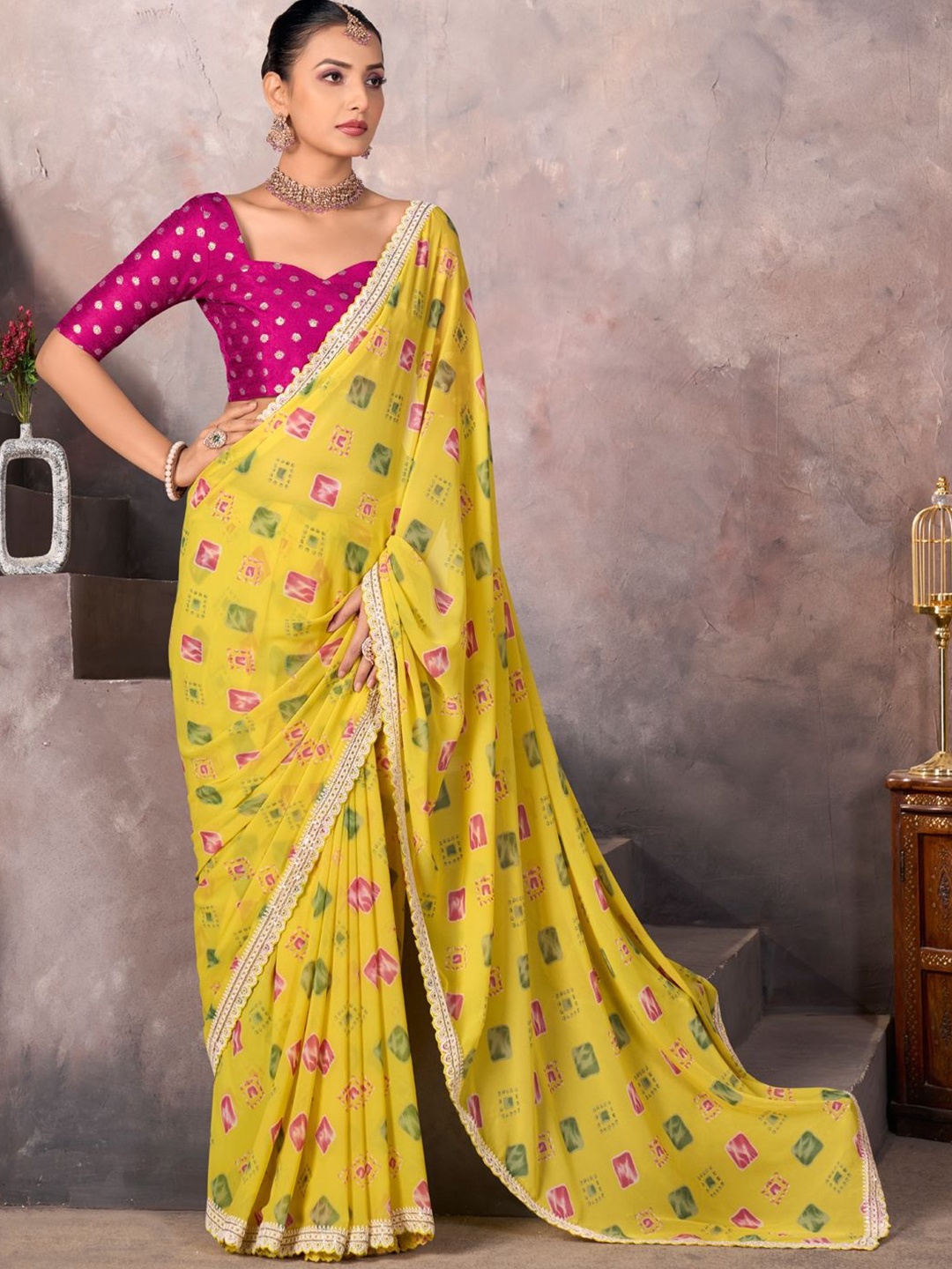 

CHUDIYA Geometric Printed Pure Chiffon Saree, Yellow