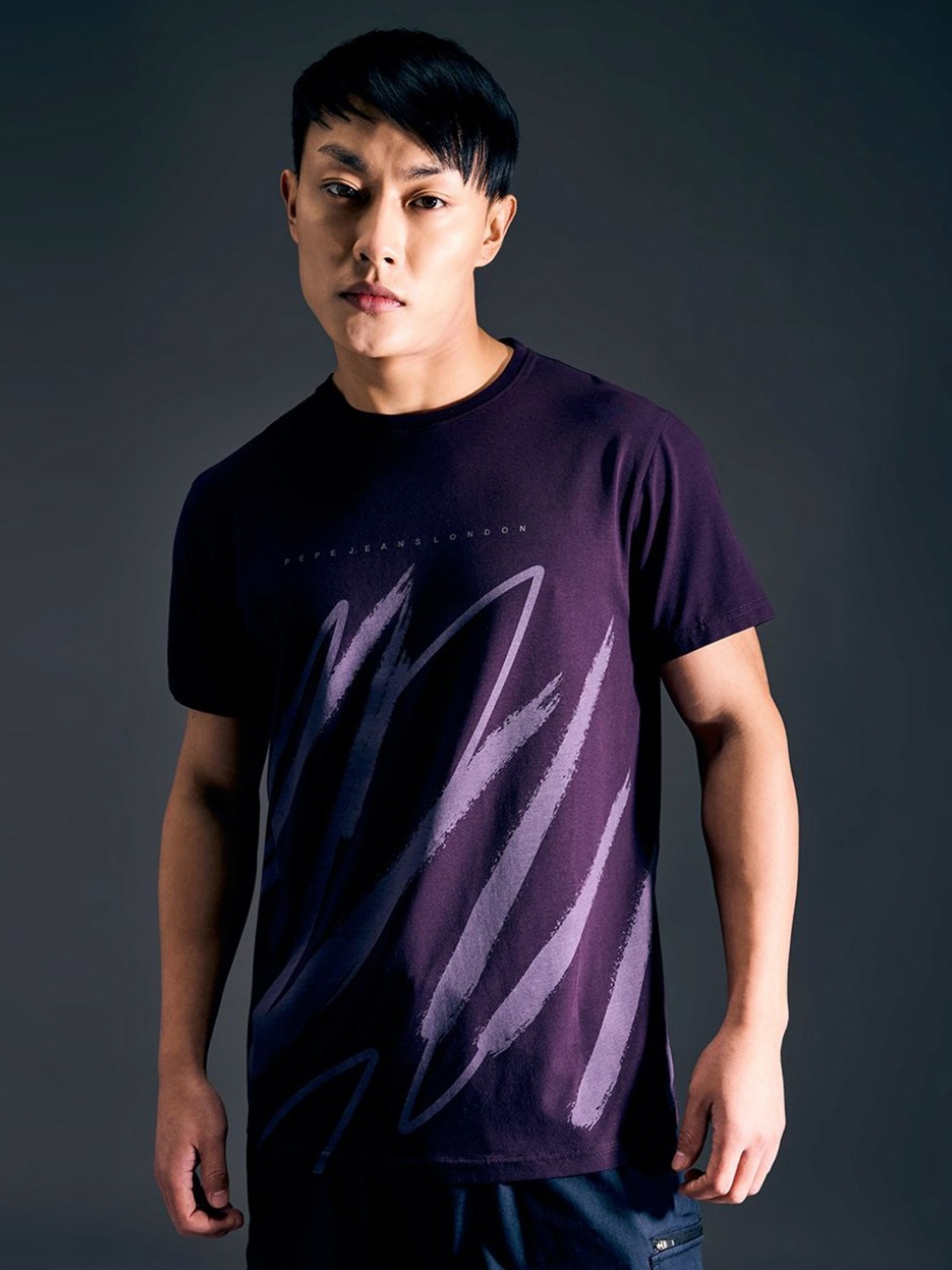 

Pepe Jeans Men Biker Printed Indigo Raw Edge Slim Fit T-shirt, Purple