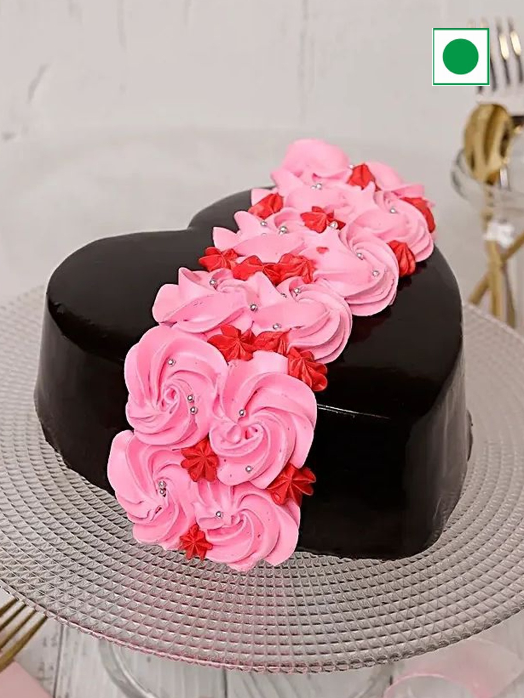 

fnp Chocolate Flavor Eggless Heart Cake - 500g, Black