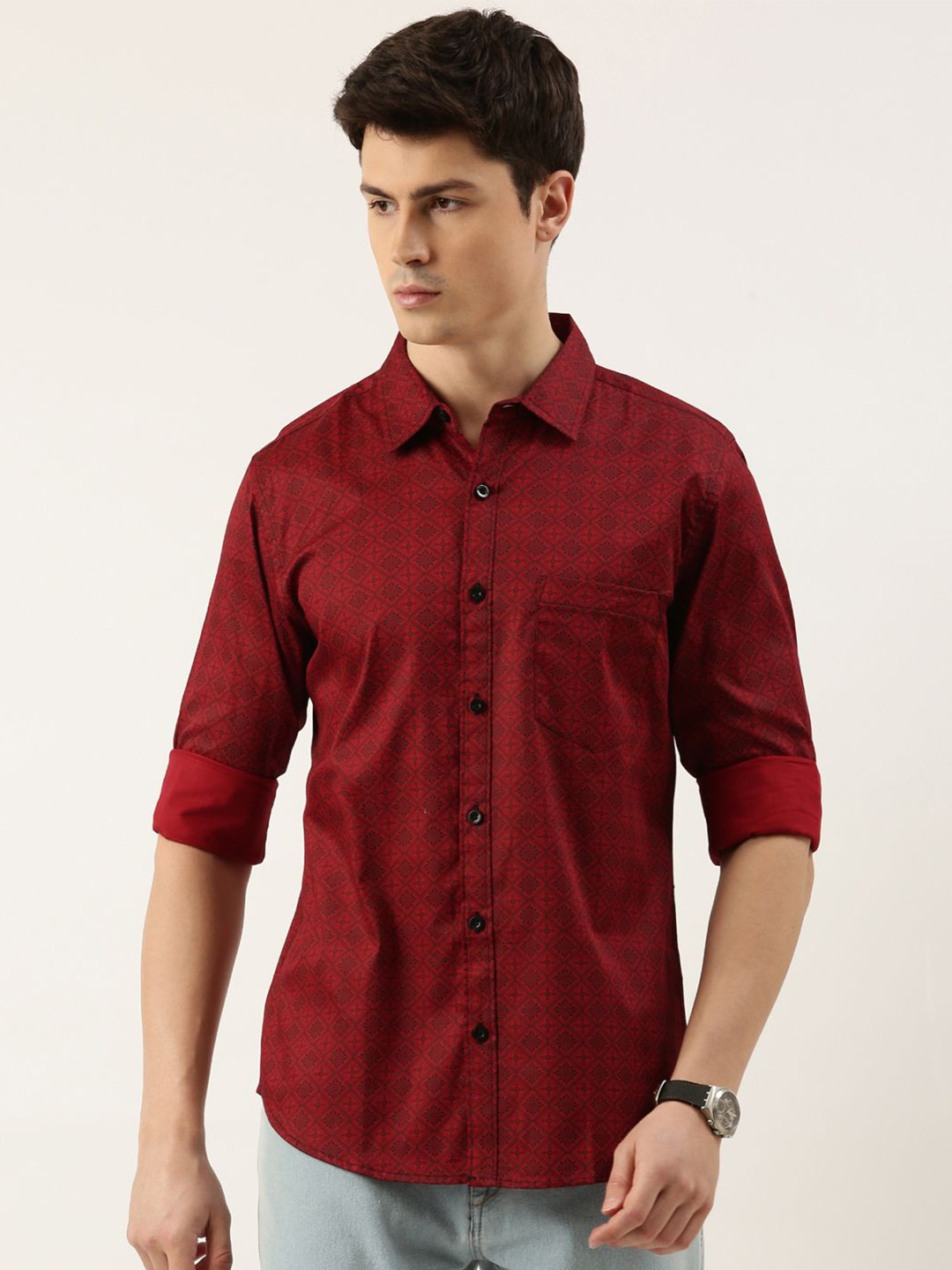 

Metronaut Men Spread Collar Floral Printed Cotton Casual Shirt, Maroon
