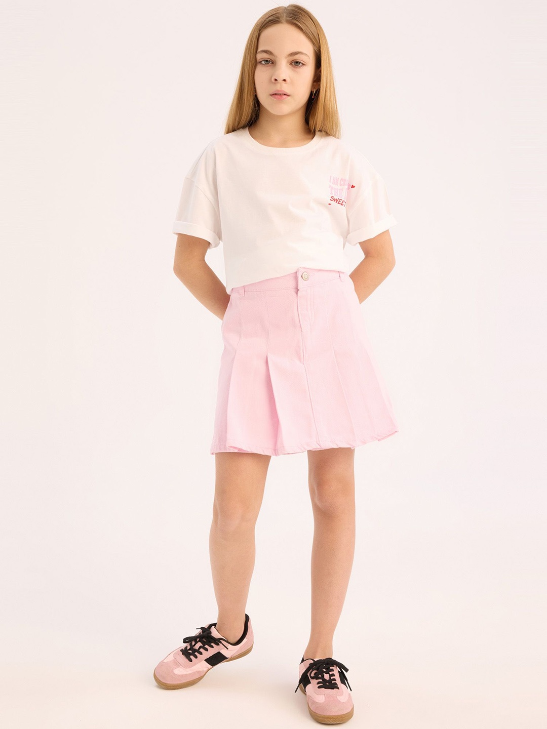 

DeFacto Girls Flared Pleats Mini Skirt, Pink