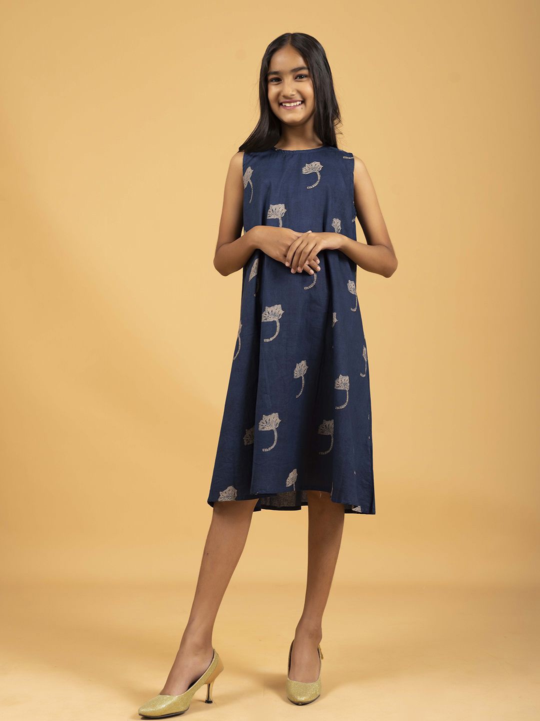 

SPARSA Girls Floral Printed A-Line Dress, Navy blue