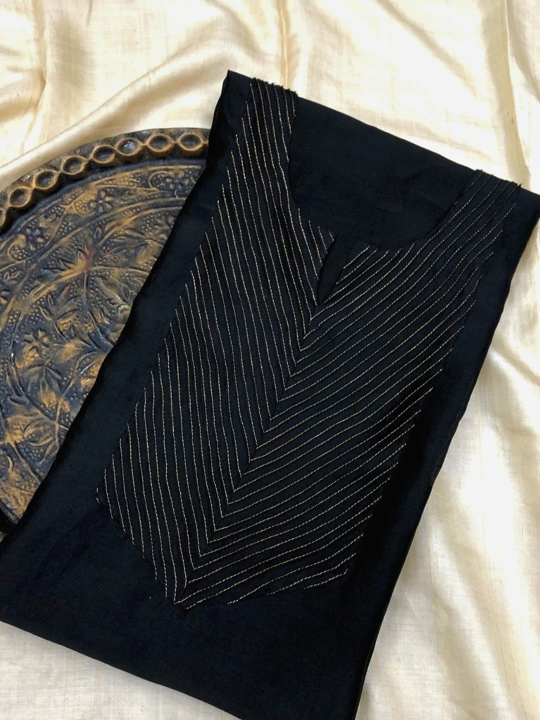 

PALASH Pure Silk Unstitched Dress Material, Black