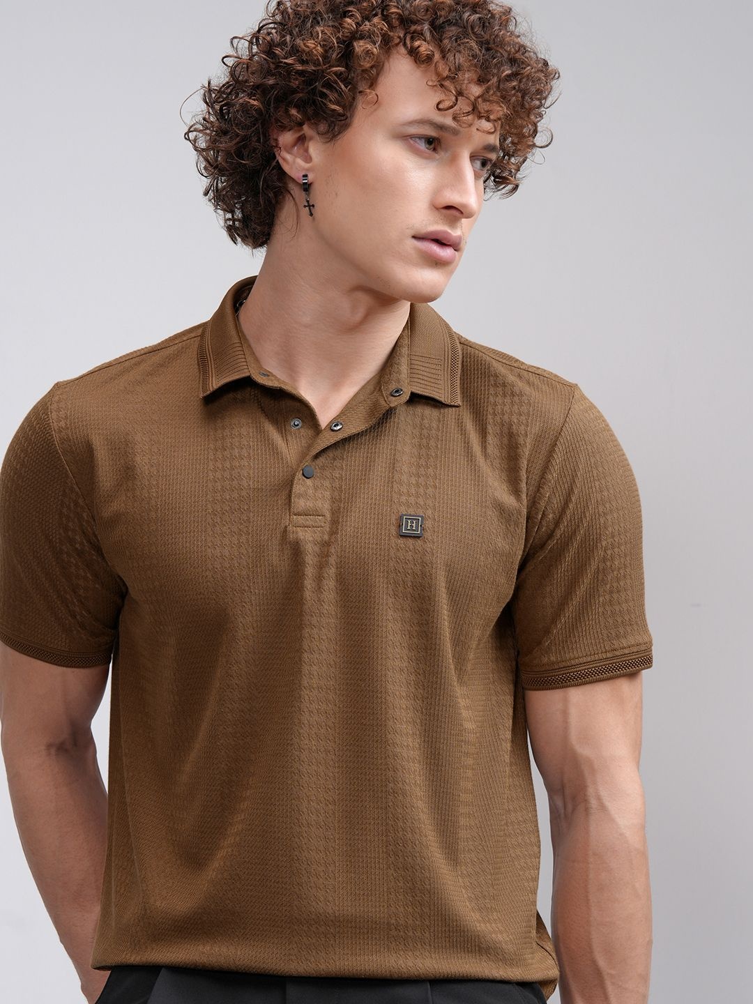 

HIGHLANDER Men Self Design Regular Fit Polo T-shirt, Brown