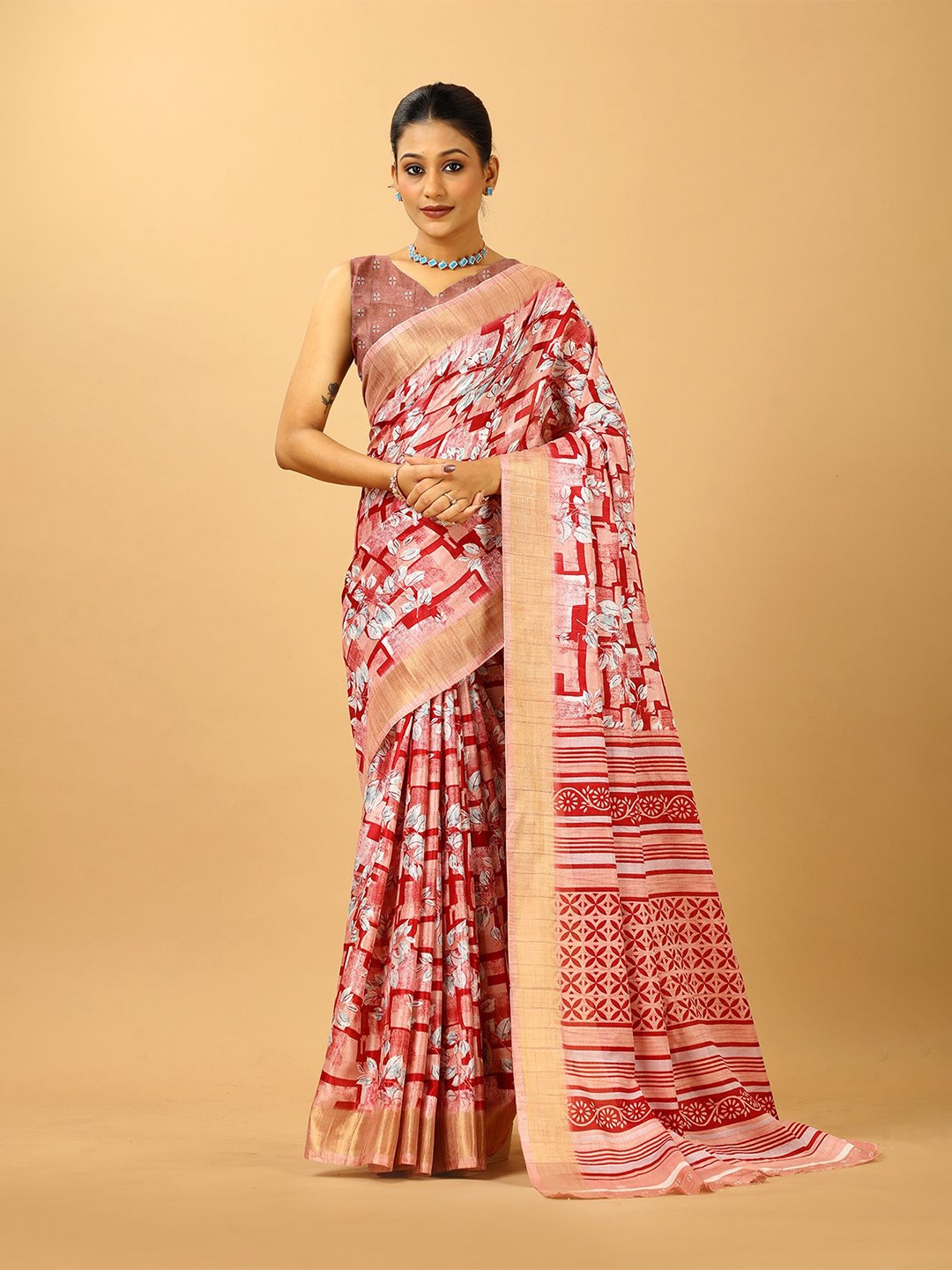

A.V.M. SILK MILLS Floral Printed Zari Saree, Red