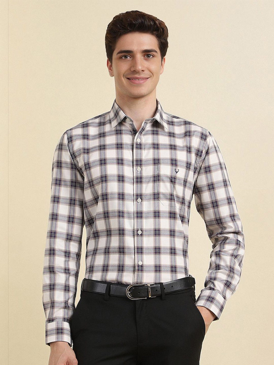 

Allen Solly Men Slim Fit Spread Collar Tartan Checked Cotton Formal Shirt, White