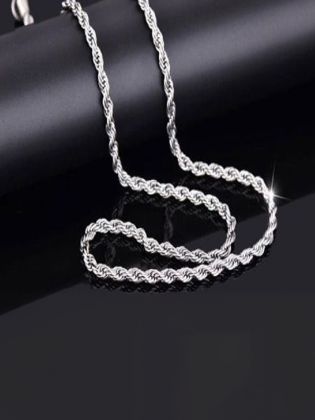 

RUHI COLLECTION Unisex Silver-Plated Chain