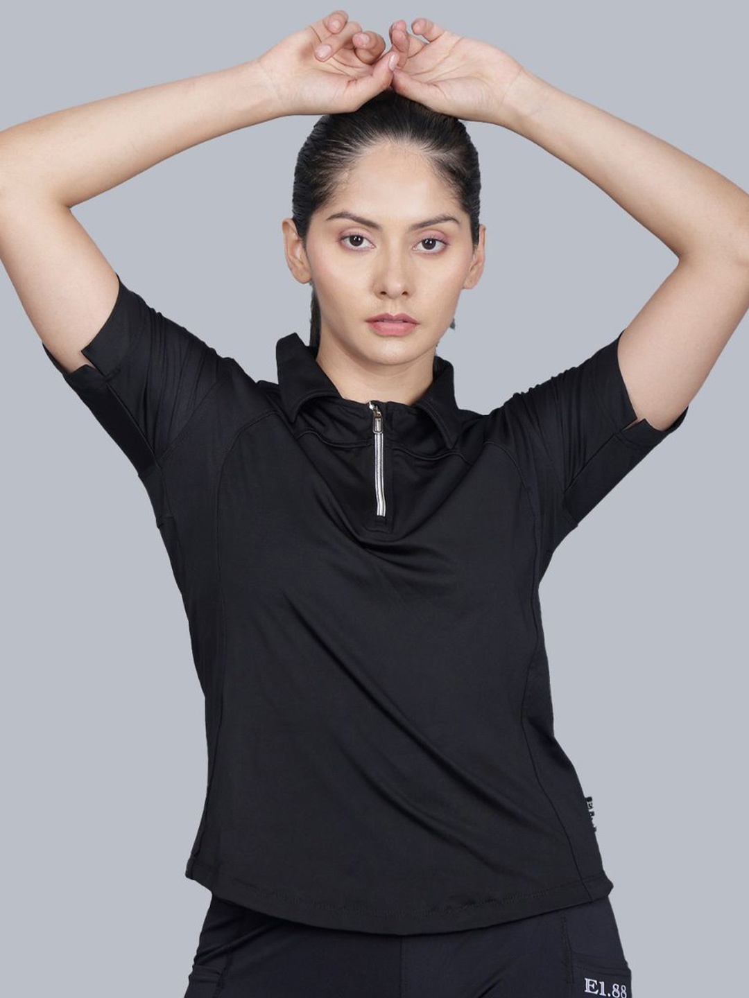 

E1.88 Shirt Collar Dry-Fit Short Sleeves Top, Black
