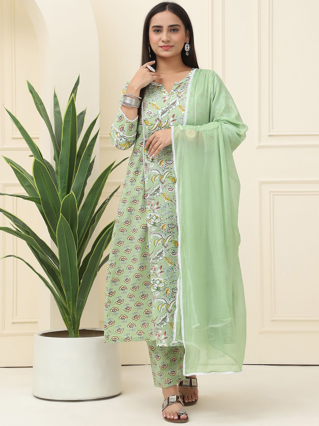 

Feel Clath Floral Printed Notch Neck Pure Cotton Kurta With Trousers & Dupatta, Green