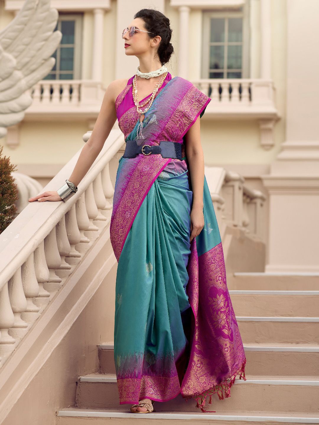 

LeeliPeeri Designer Floral Zari Saree, Blue