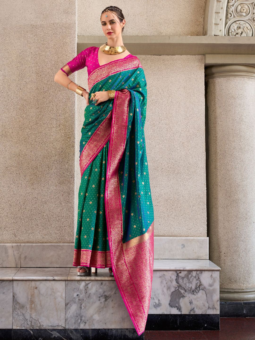 

LeeliPeeri Designer Floral Printed Zari Banarasi Saree, Green