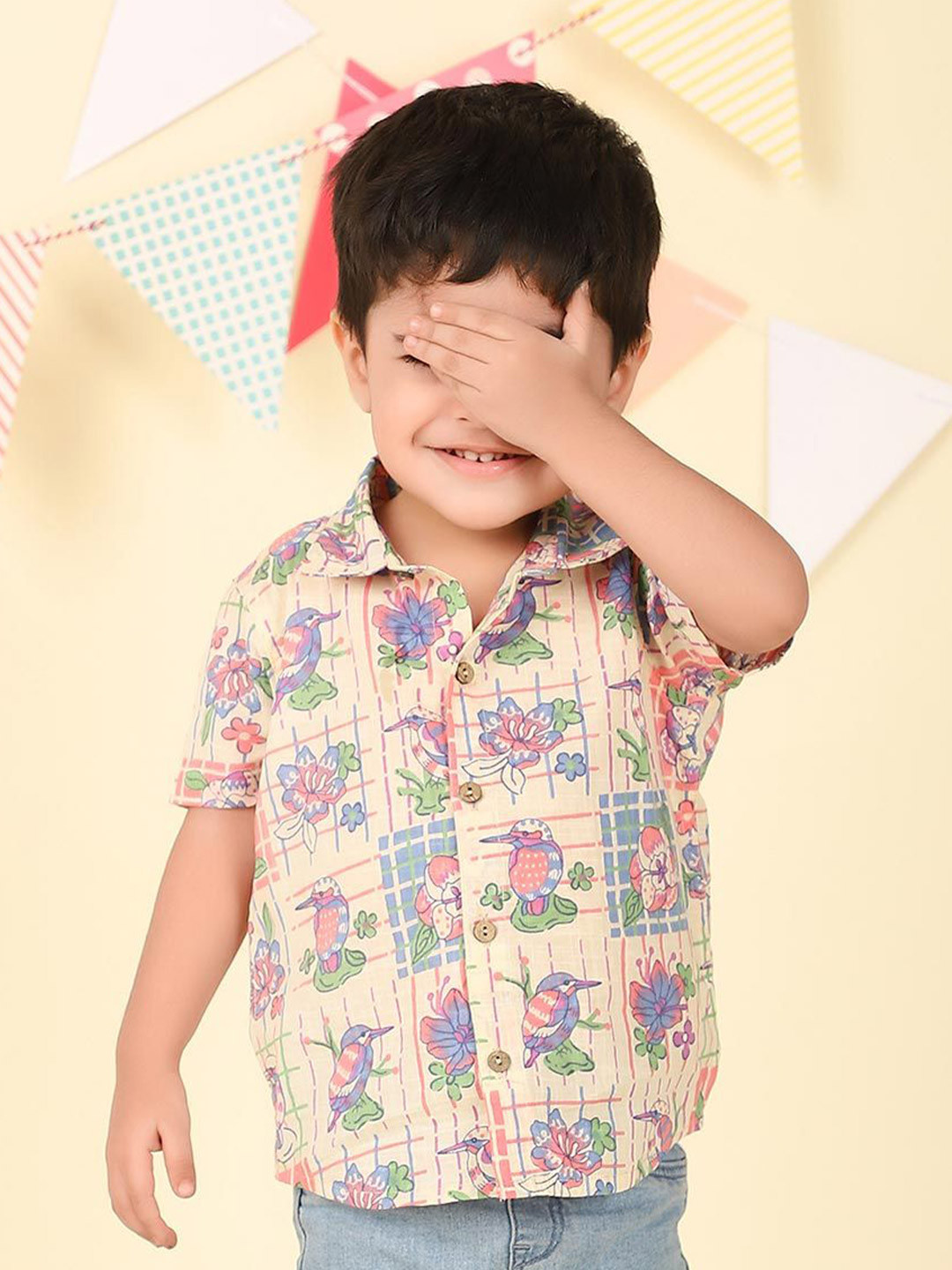 

Fabindia Boys Floral Printed Casual Shirt, Beige