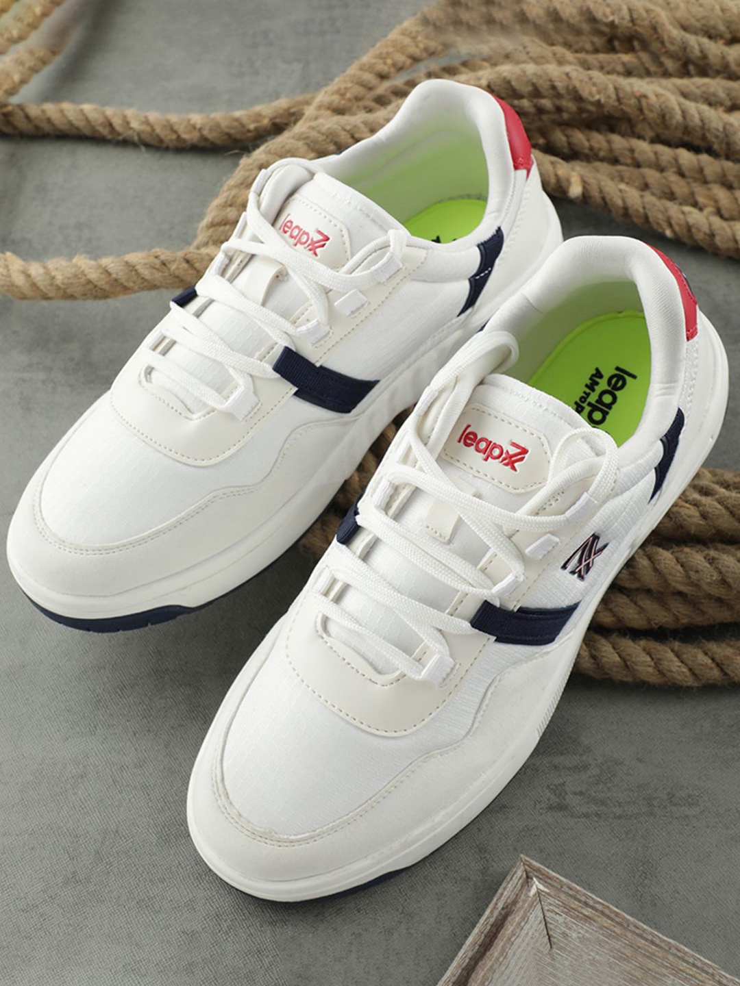 

Liberty Men Lace-Ups Running Non-Marking Shoes, White