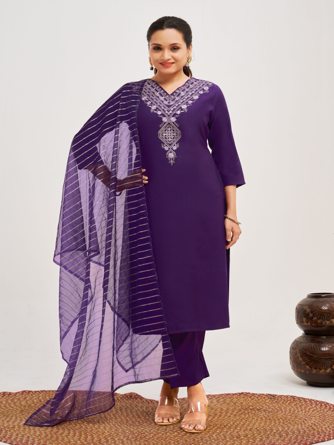 

SARVAGNA Floral Embroidered V-Neck Straight Kurta With Trouser & Dupatta, Violet