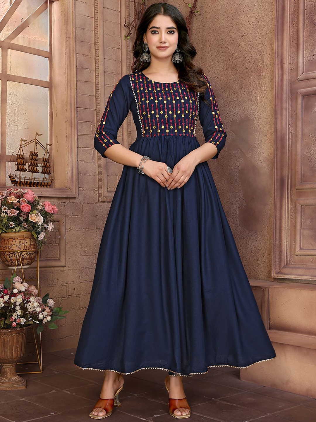 

Rangita Floral Embroidered Empire Mirror Work Anarkali Kurta, Navy blue