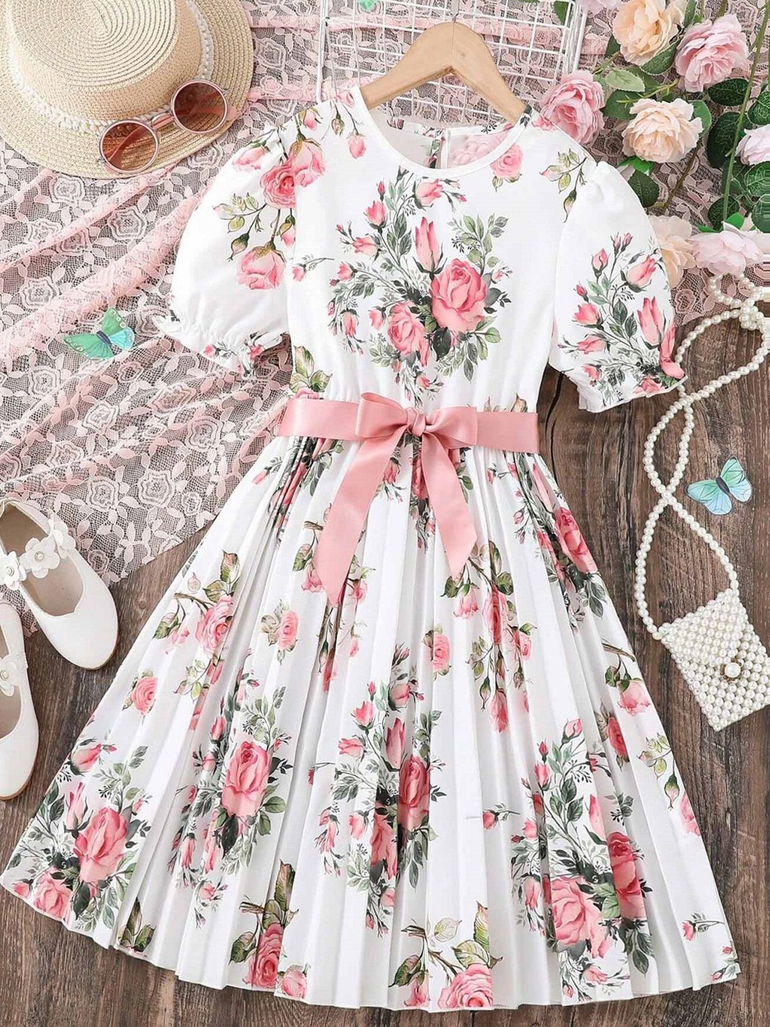 

BAESD Floral Print Gathered or Pleated Fit & Flare Dress With Belt, White