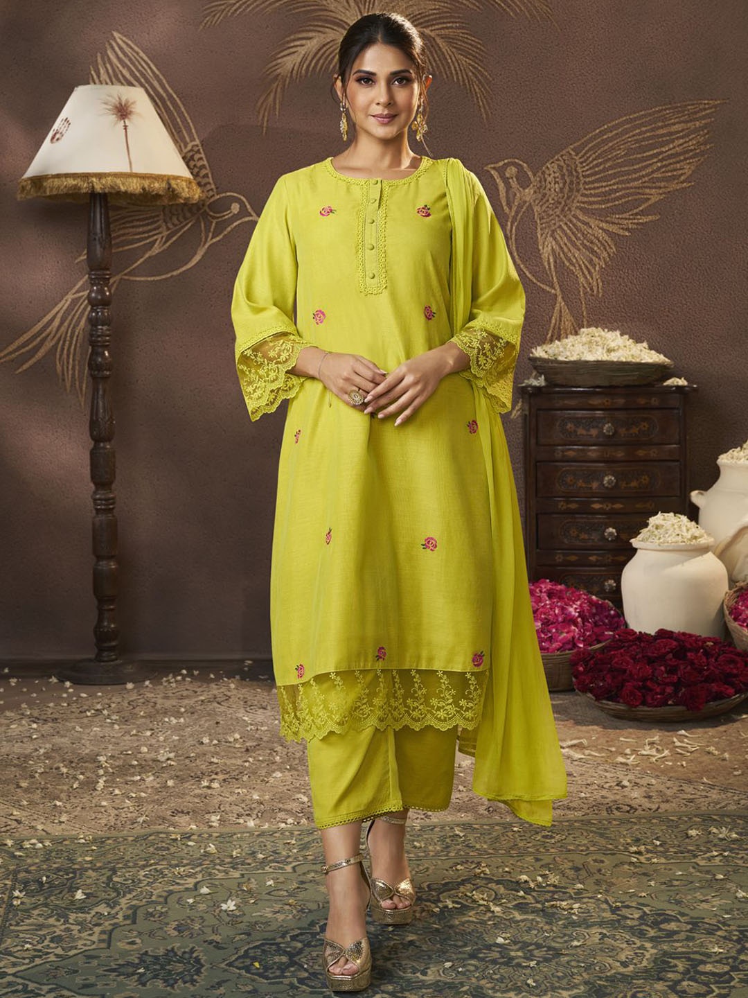 

Bhama Couture Jennifer Winget Floral Round Neck Straight Kurta With Trouser & Dupatta, Yellow