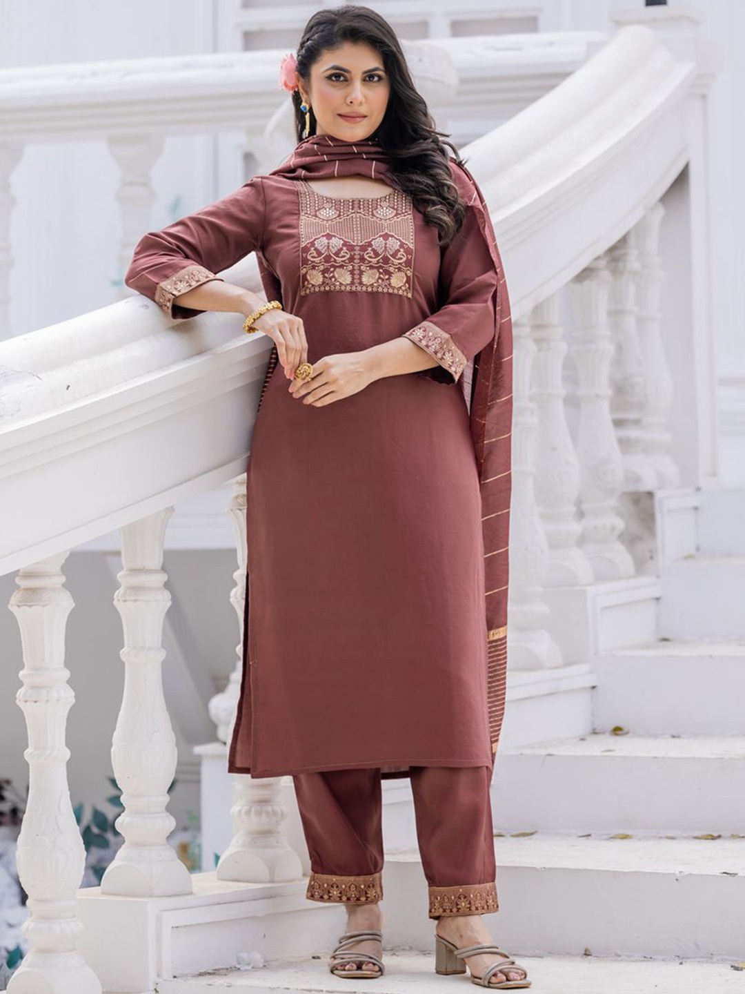 

Ekta Textiles Women Regular Kurta with Pyjamas & With Dupatta, Brown