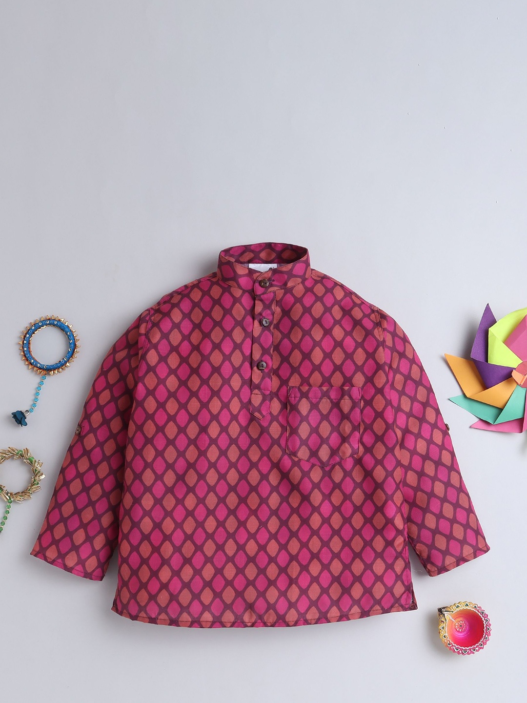 

BAATCHEET Boys Geometric Printed Band Collar Pure Cotton Short Kurta, Pink