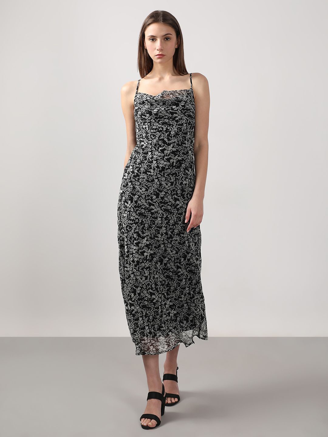 

Vero Moda Floral Print Shift Midi Dress, Black