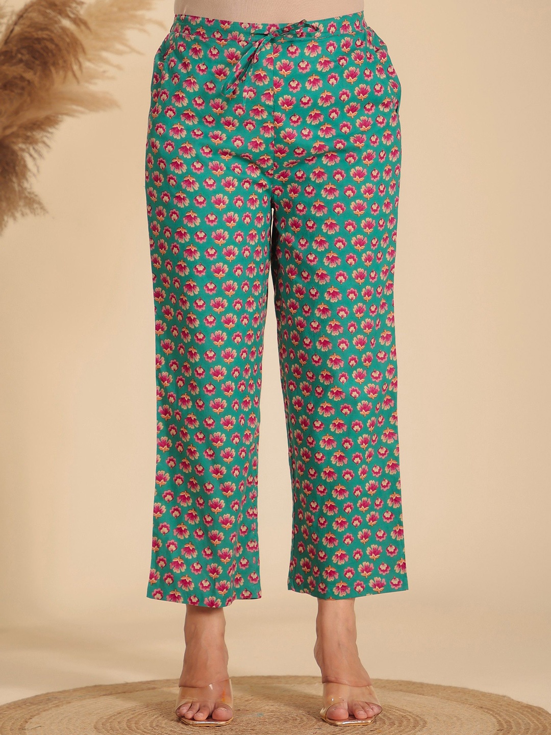 

Aramya Women Floral Printed Trousers, Green