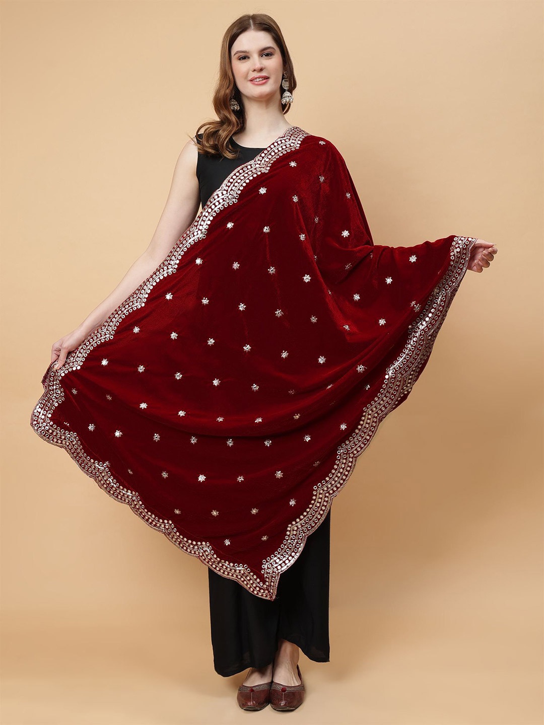 

Moda Chales Floral Embroidered Velvet Dupatta With Mirror Work, Maroon