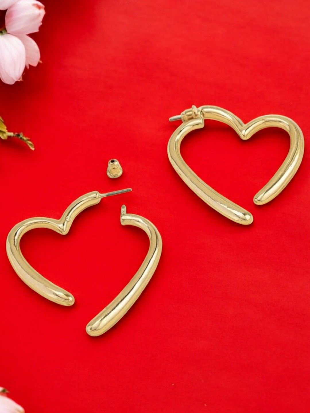 

OOMPH Heart Shaped Half Hoop Earrings, Gold